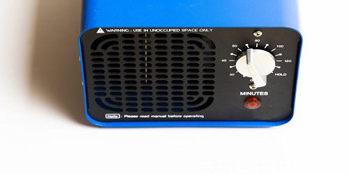 niebieski generator ozonu